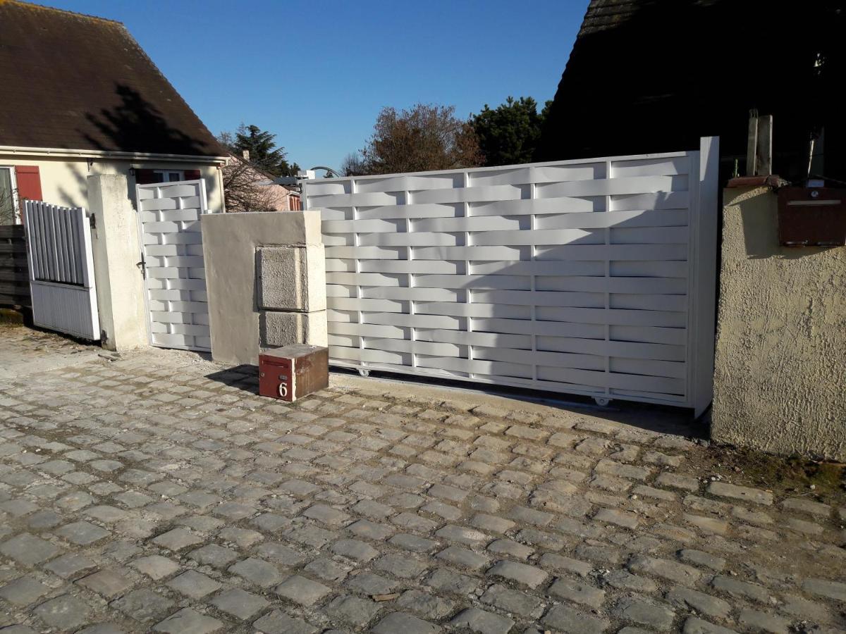 Bruse & Co Bed & Breakfast Oissery Exterior foto