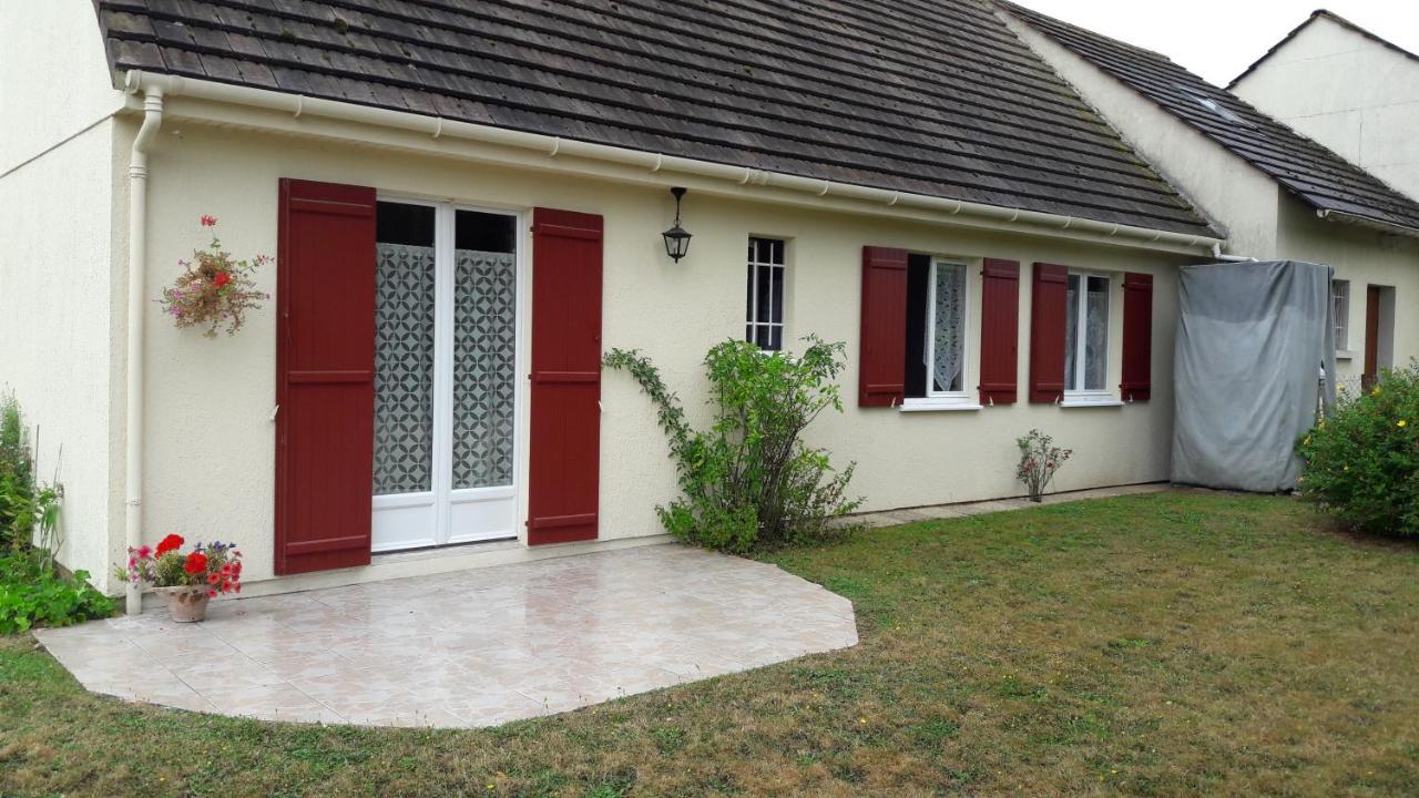 Bruse & Co Bed & Breakfast Oissery Exterior foto